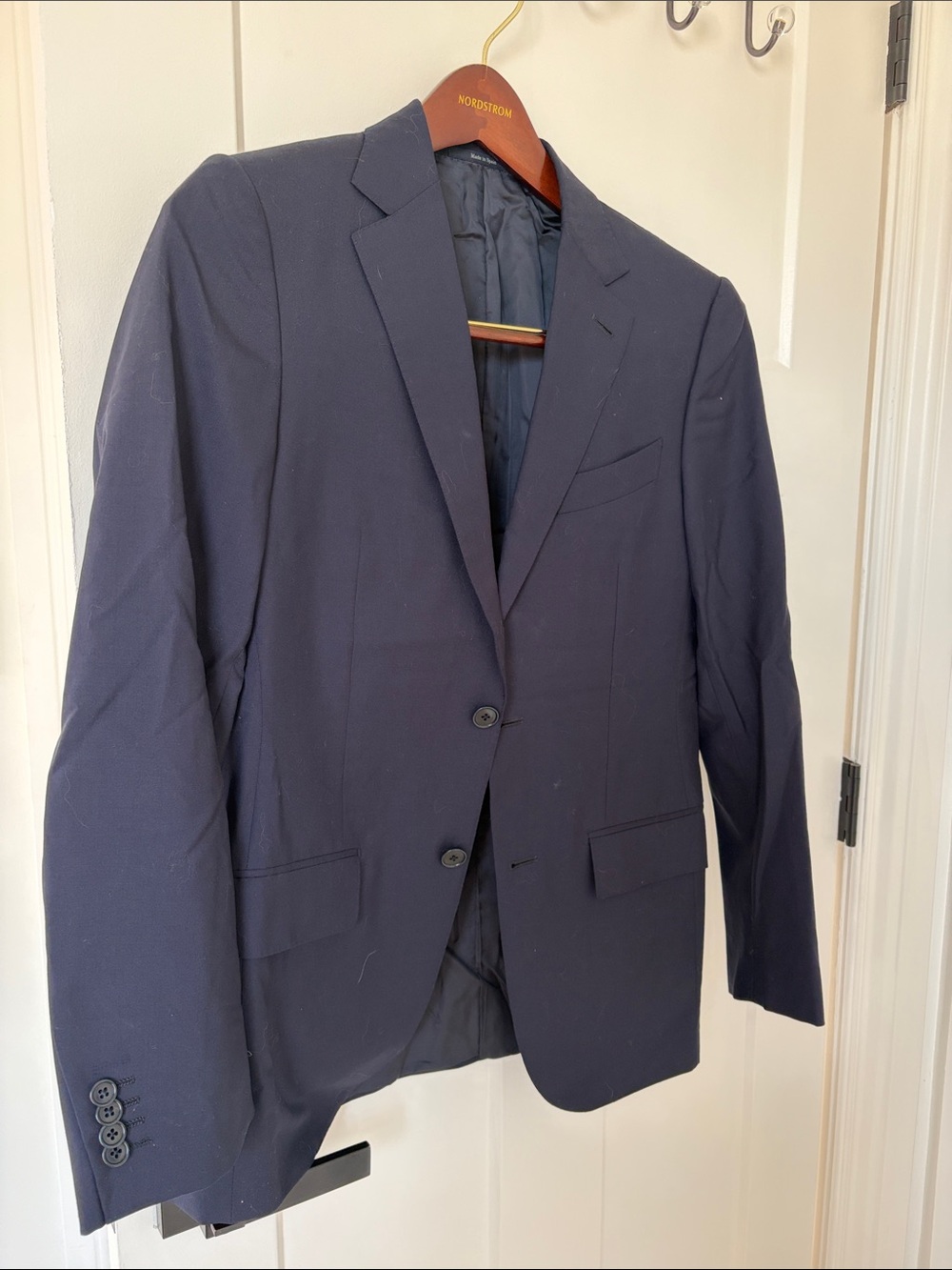 Men's Designer Ermenegildo Zegna suit Navy Two-Piece Suit Jacket and Trousers